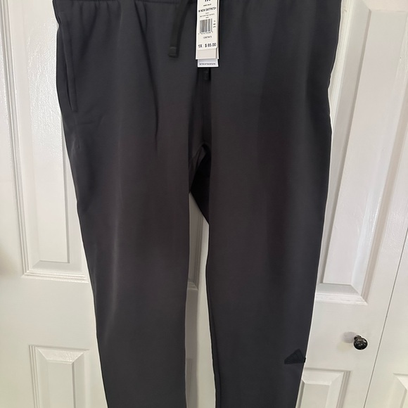Adidas Sportswear Womens Plus Size Sweat pants Carbon color XL - Picture 1 of 5